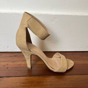 Tan Open Toed Heels with Velcro Strap (Size 7)